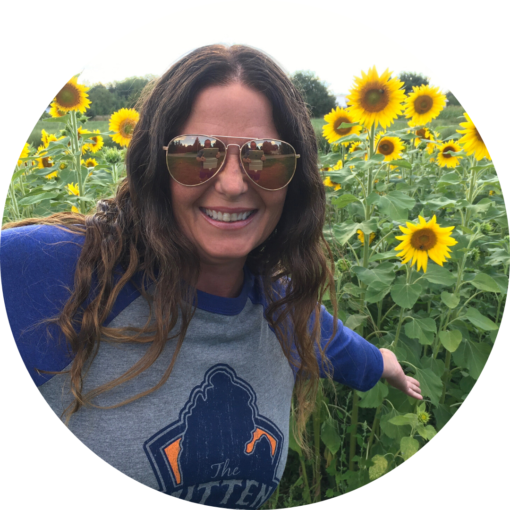 lisa travel pic with sunflowers